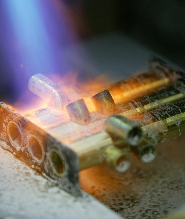 Savoir-faire - Valve making